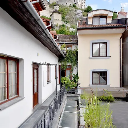 Apartment Pod Hradom Trenčín